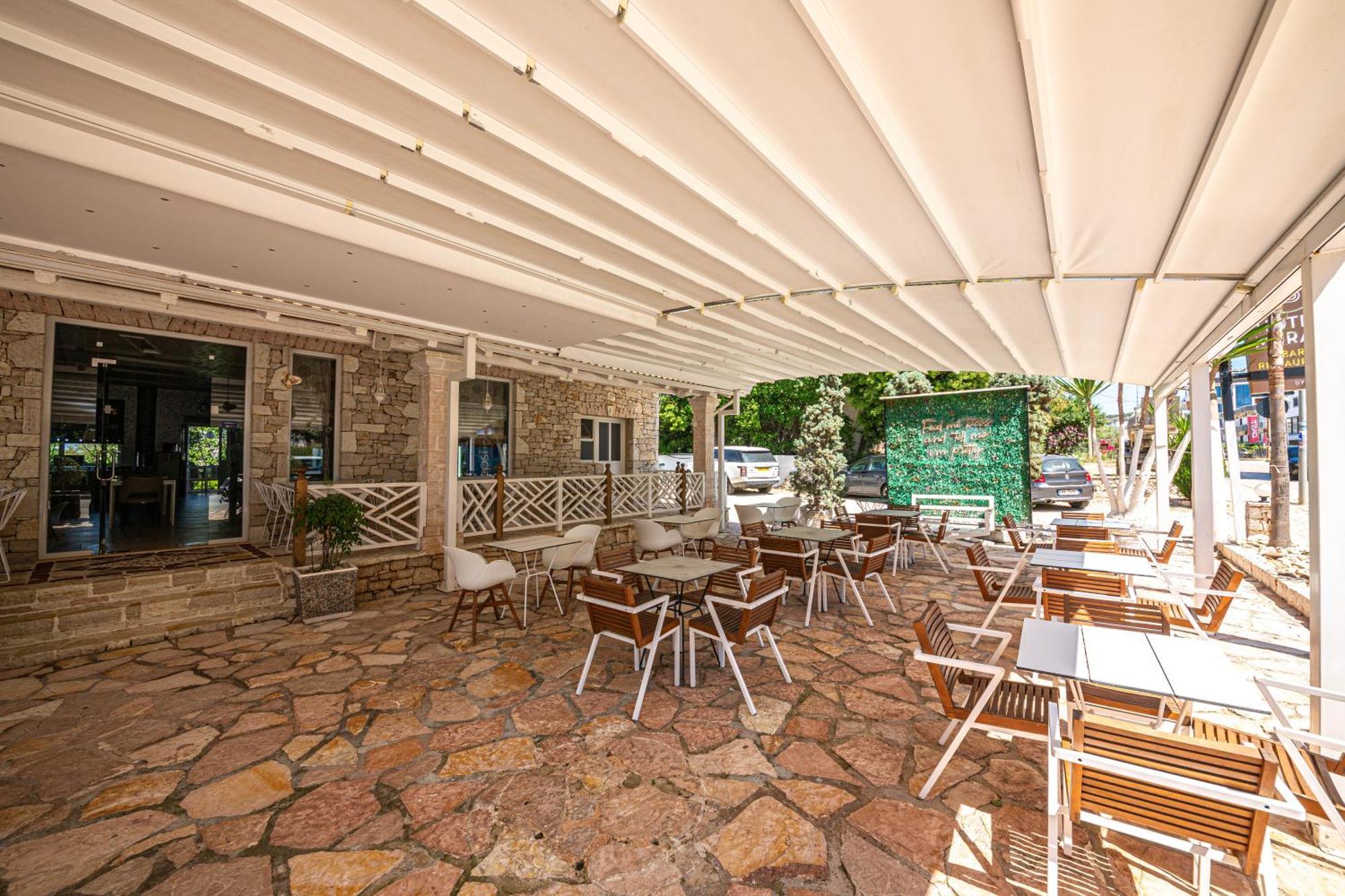 Hotel Murati Εξαμίλιο Εξωτερικό φωτογραφία
