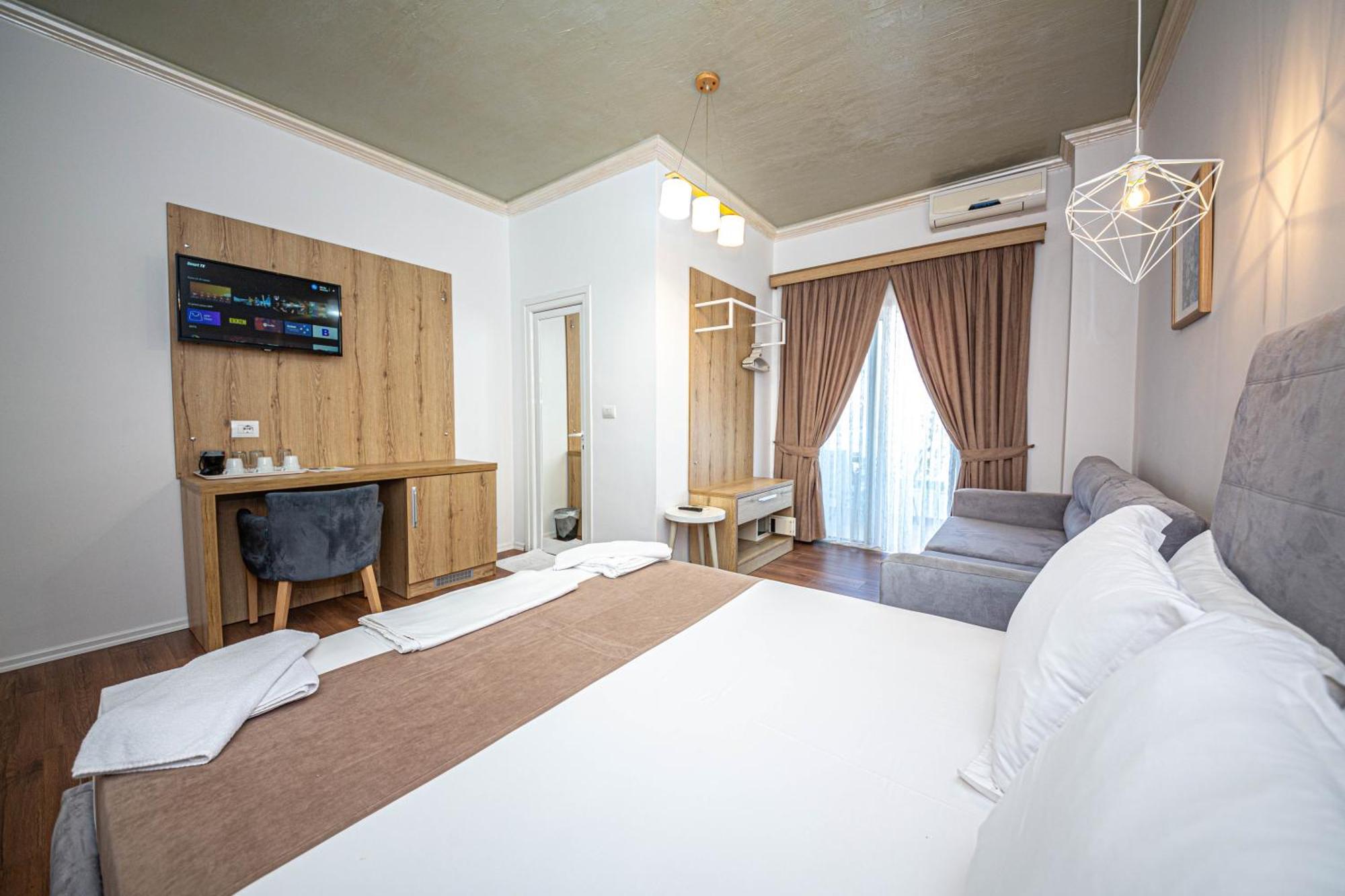 Hotel Murati Εξαμίλιο Εξωτερικό φωτογραφία