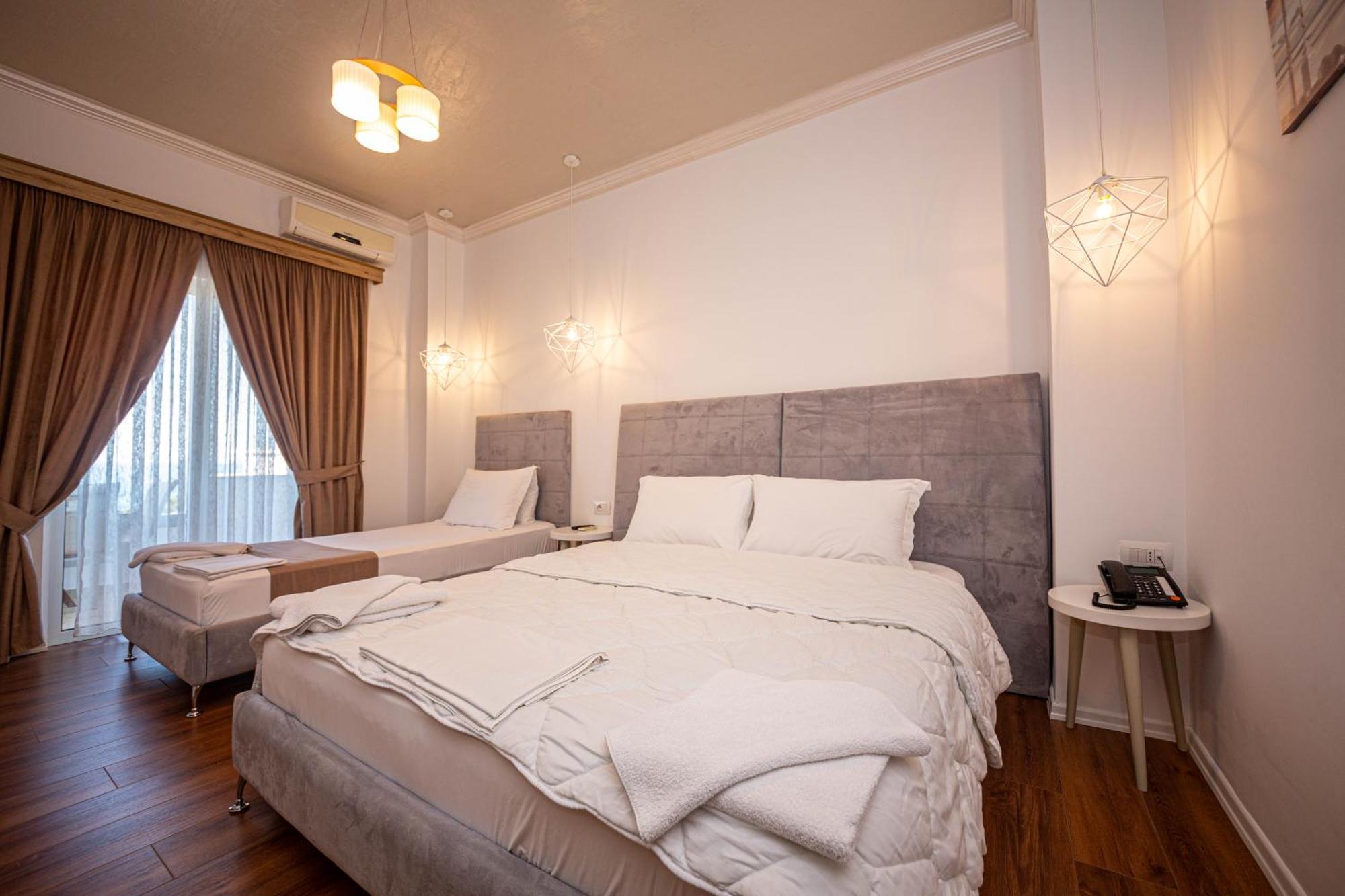 Hotel Murati Εξαμίλιο Εξωτερικό φωτογραφία