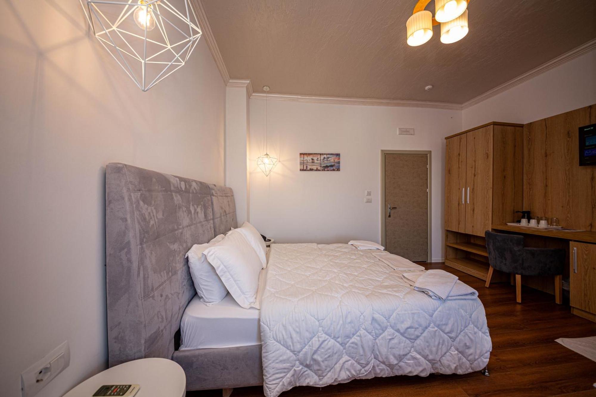 Hotel Murati Εξαμίλιο Εξωτερικό φωτογραφία