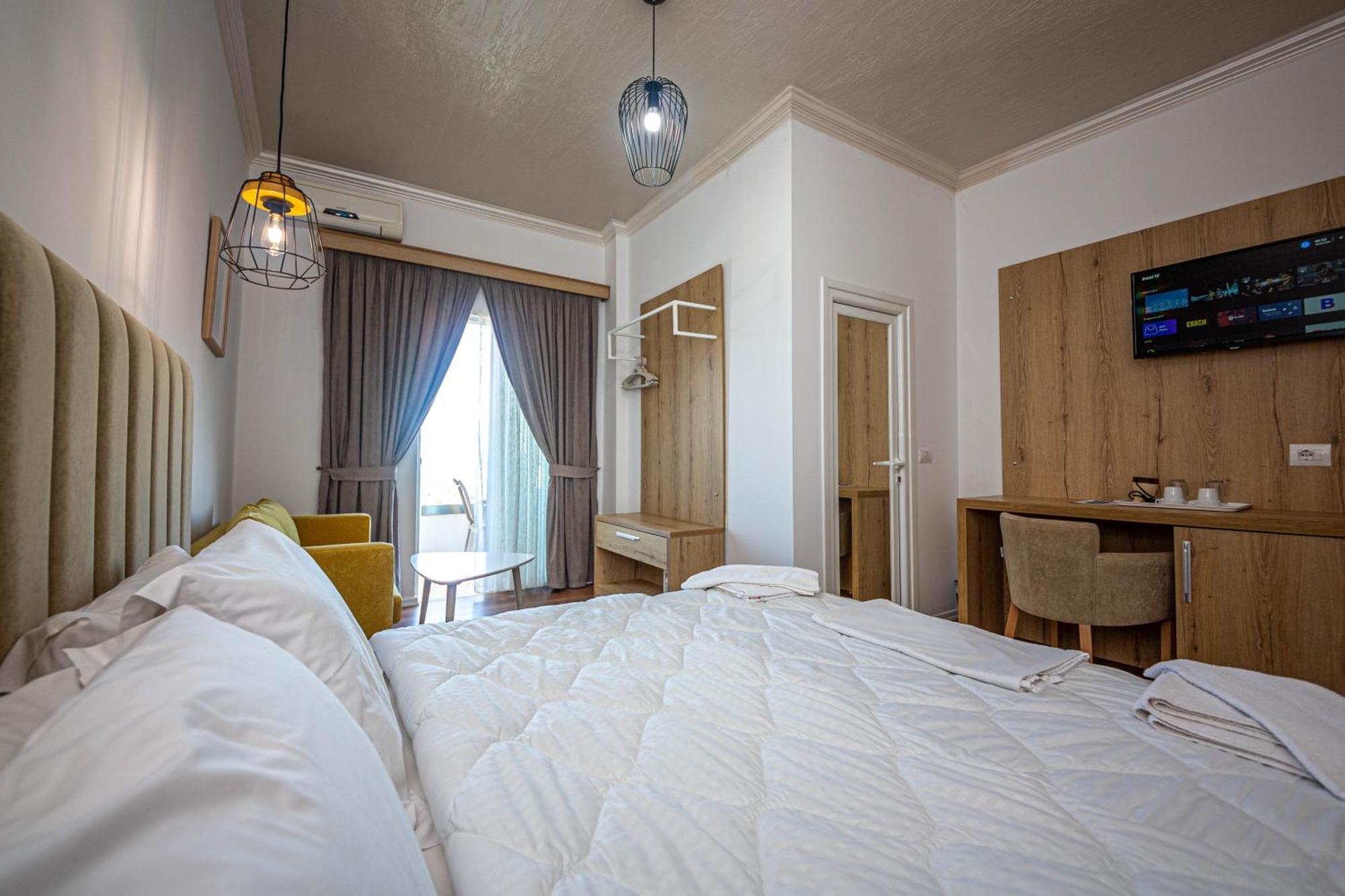 Hotel Murati Εξαμίλιο Εξωτερικό φωτογραφία